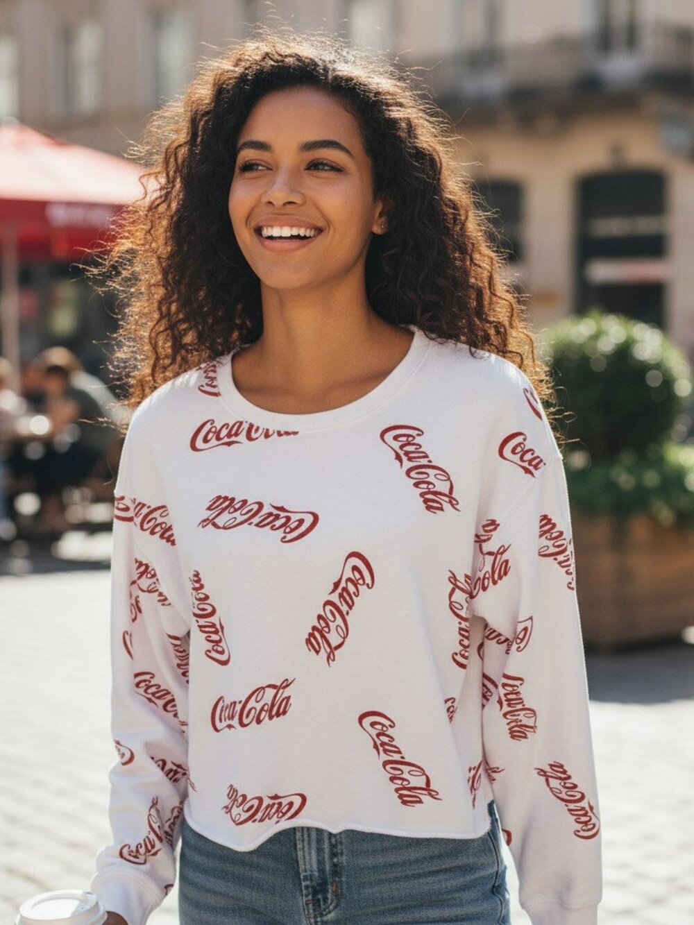 Coca Cola Womens Size XL White Long Sleeve Crop Top Sweatshirt Shirt Round Neck